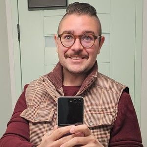 Meet your Posher, Brian